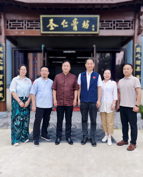 山东大学体育学院院长孙晋海先生与中国扶阳派传承人巫力谦先生一行莅临圣仁